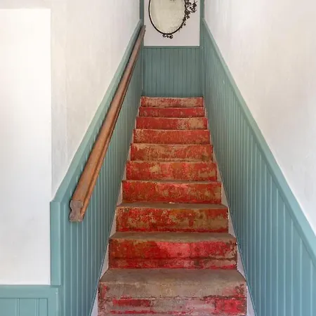 Дом отдыха L'escalier Rouge - Maison Renovee Avec Cour Люк-сюр-Мер