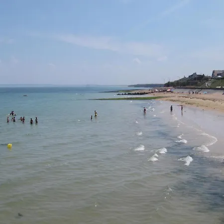 L'escalier Rouge - Maison Renovee Avec Cour * 뤽쉬르메르